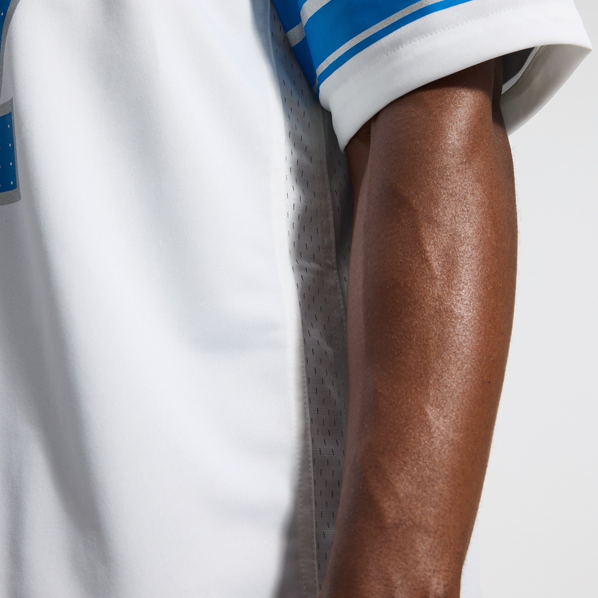 Aidan Hutchinson Detroit Lions 2nd Alternate Game Jersey - White - Image 14