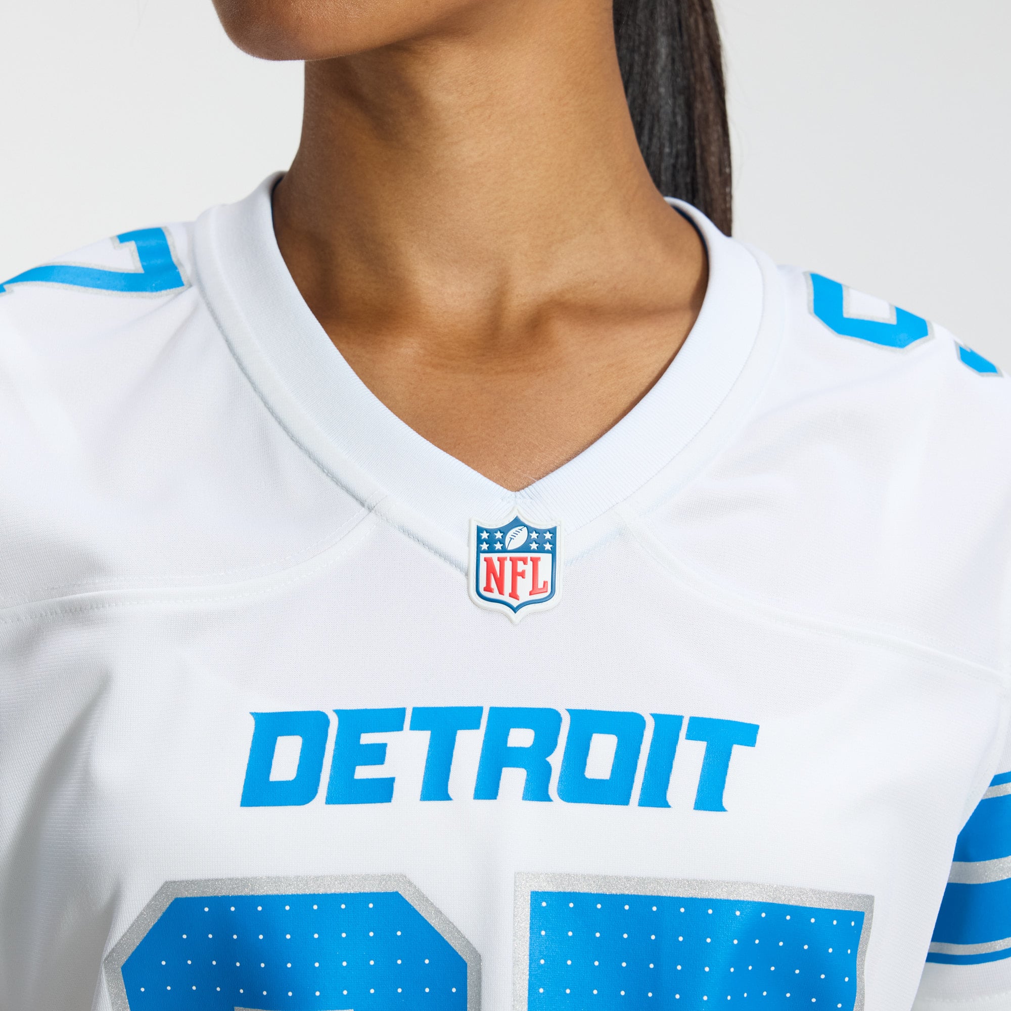 Aidan Hutchinson Detroit Lions Women's 2nd Alternate Game Jersey - White - Image 10