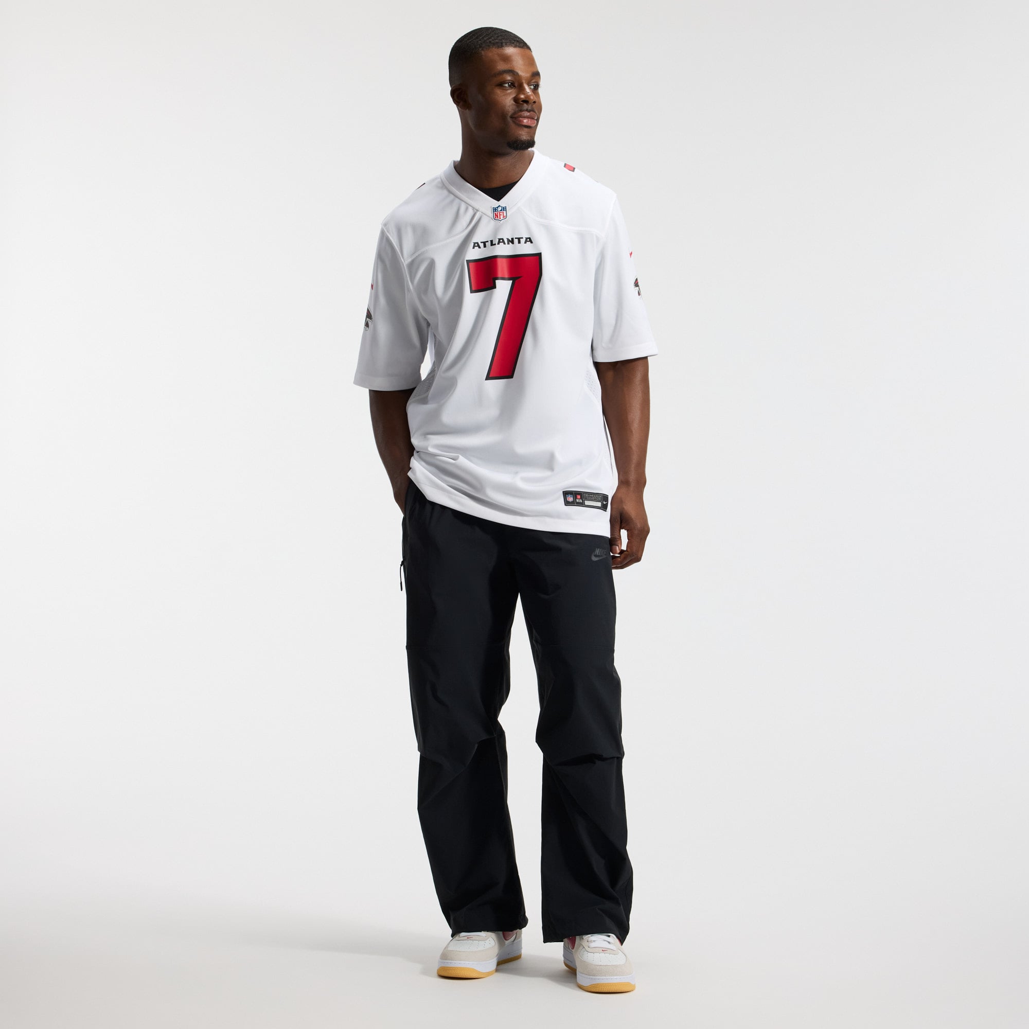 Bijan Robinson Atlanta Falcons Game Jersey - White - Image 5