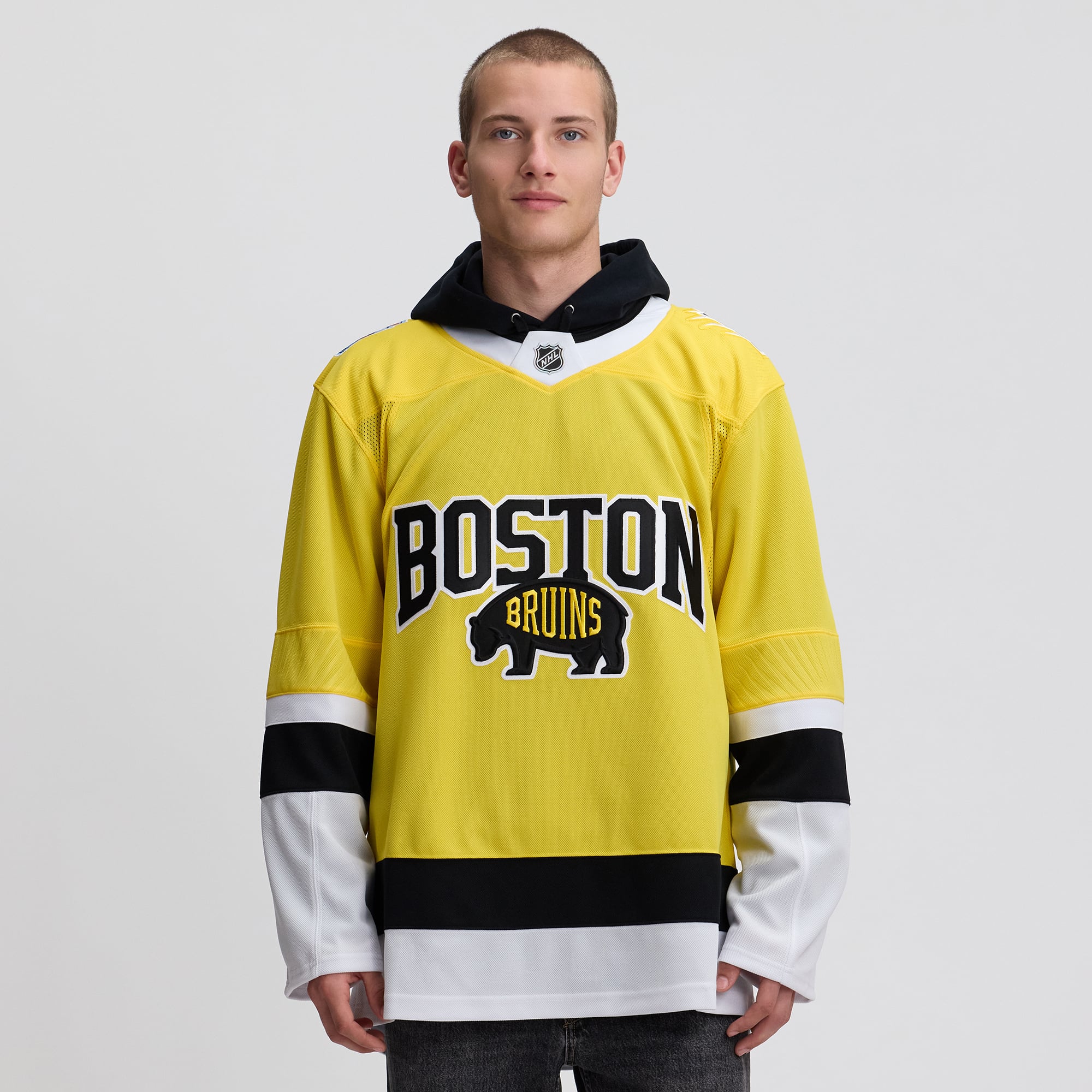 Boston Bruins 2026 Stadium Series Premium Jersey - Gold - Image 5