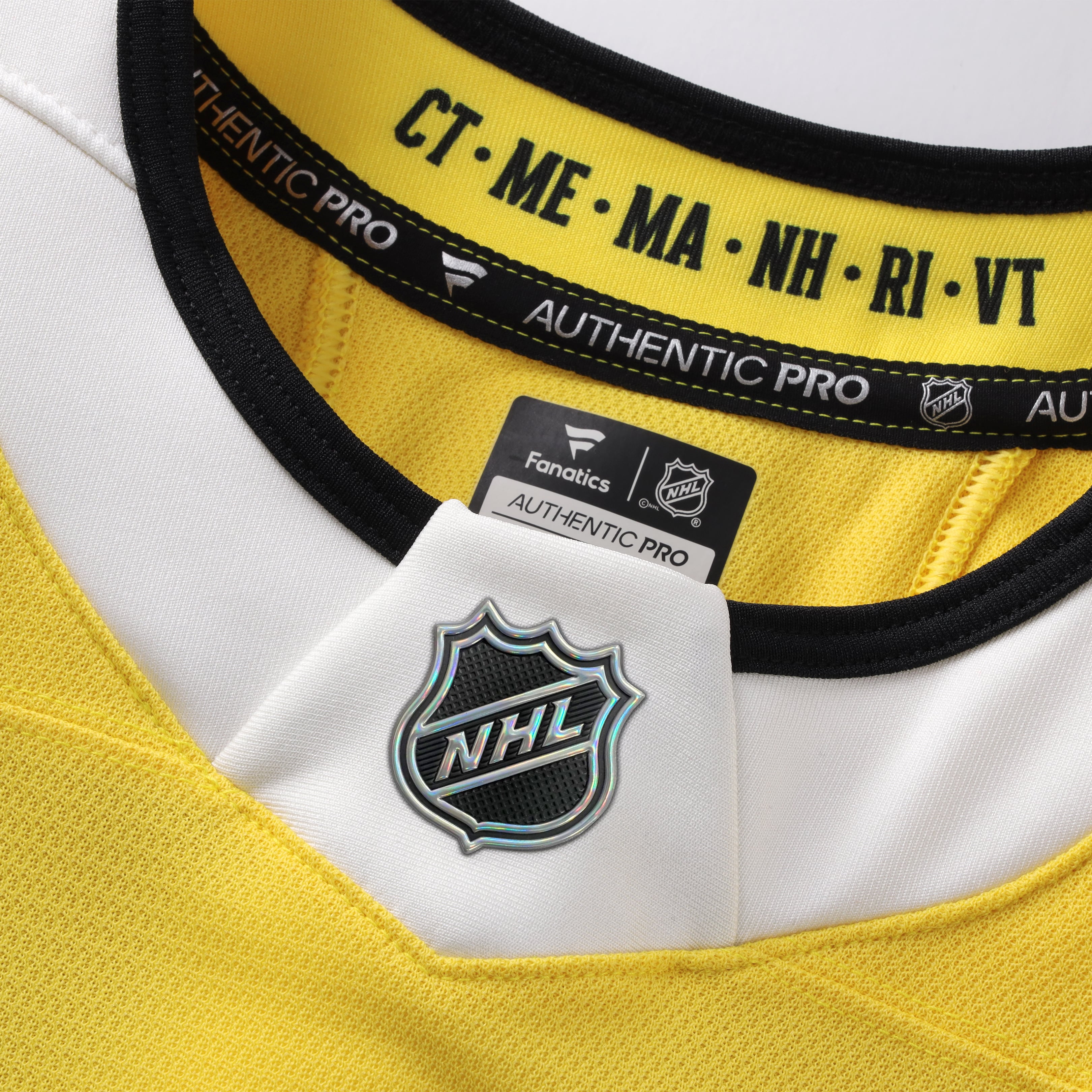 Boston Bruins 2026 Stadium Series Pro Jersey - Gold - Image 5