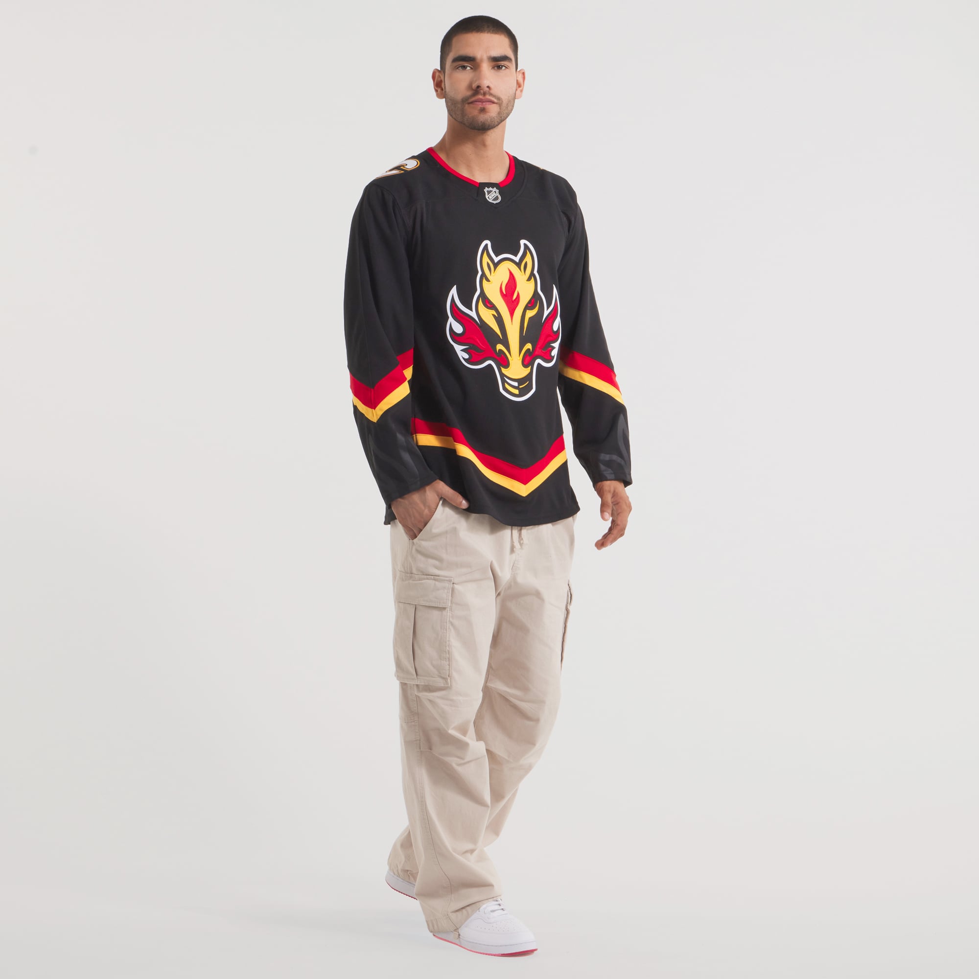 Calgary Flames Away Premium Jersey - Black - Image 8