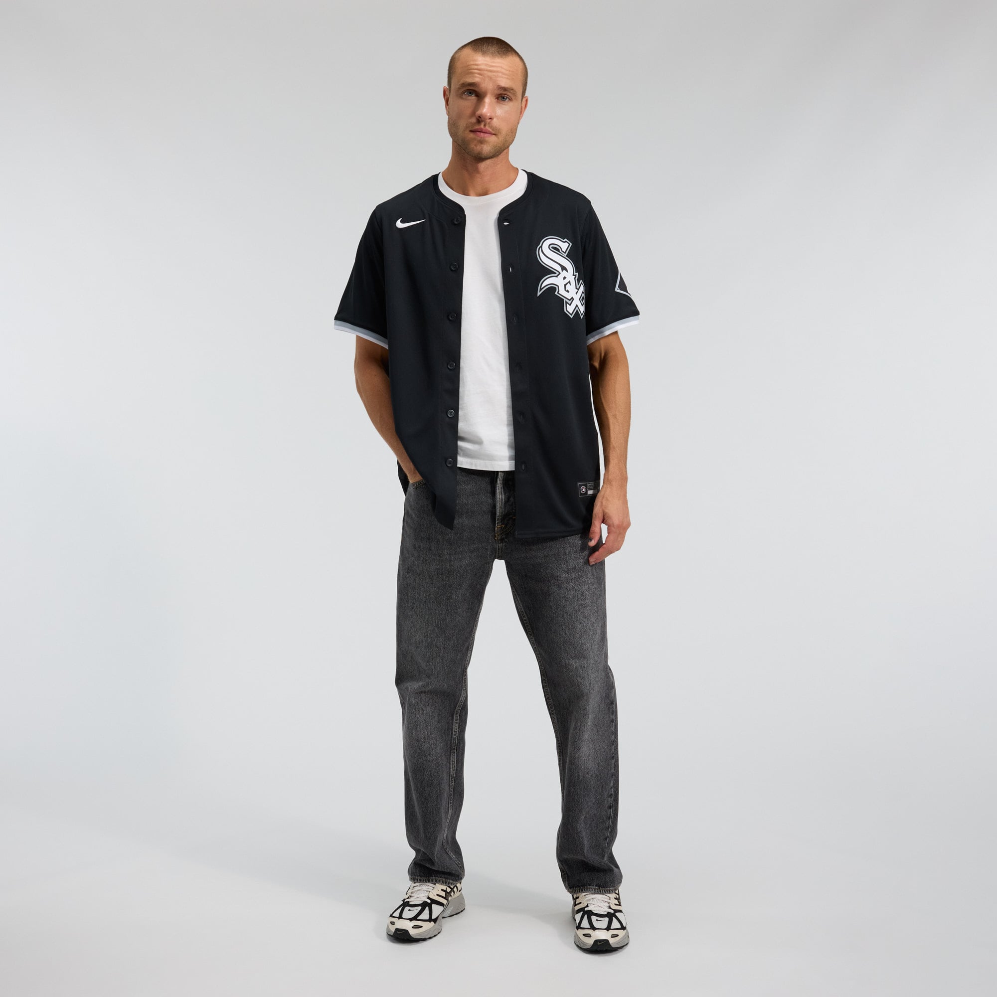Chicago White Sox Alternate Limited Jersey - Black - Image 4