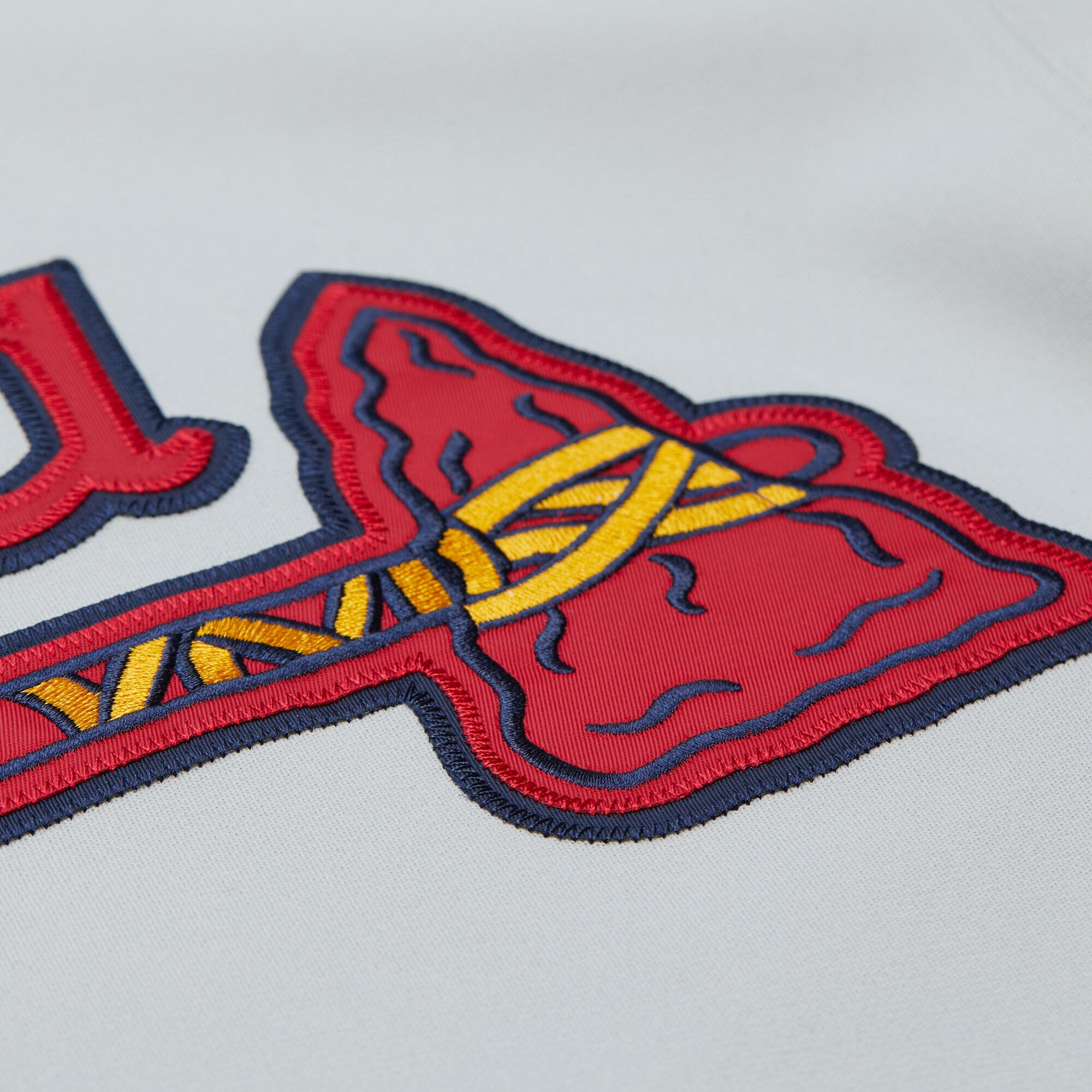 Chipper Jones Atlanta Braves 1995 Throwback Jersey - Gray - Image 9