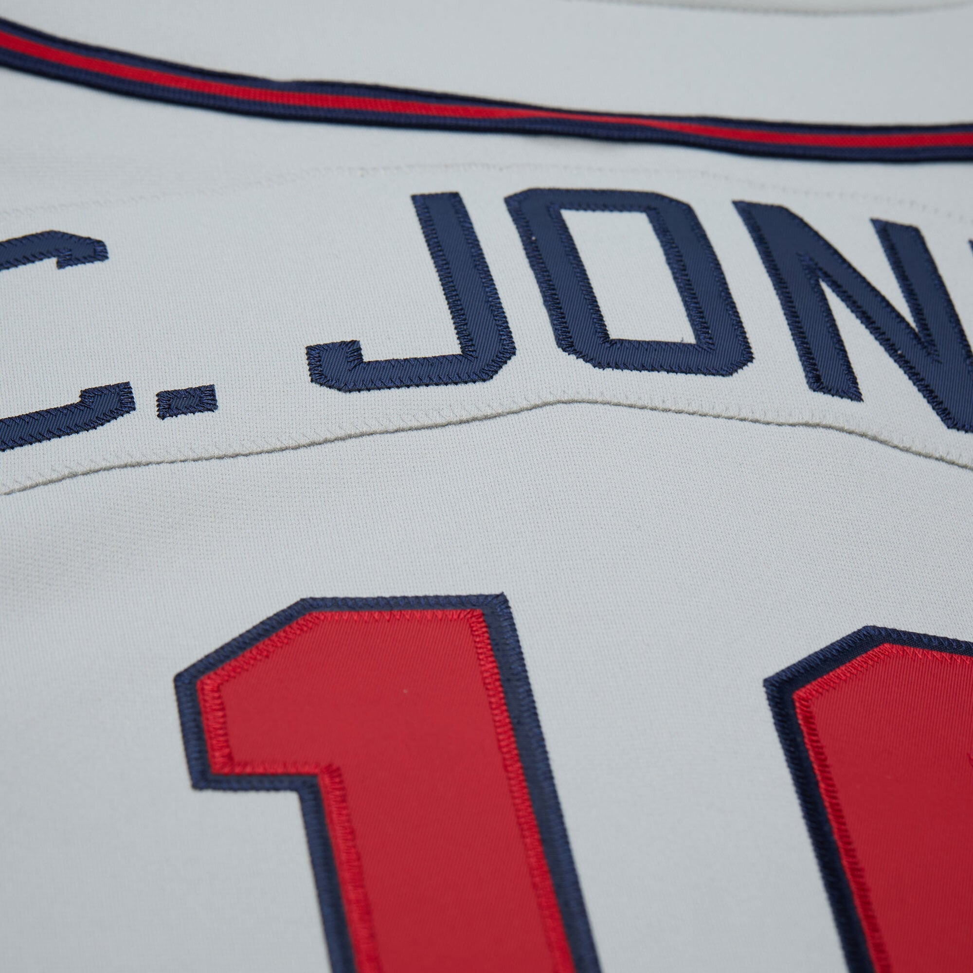 Chipper Jones Atlanta Braves 1995 Throwback Jersey - Gray - Image 11