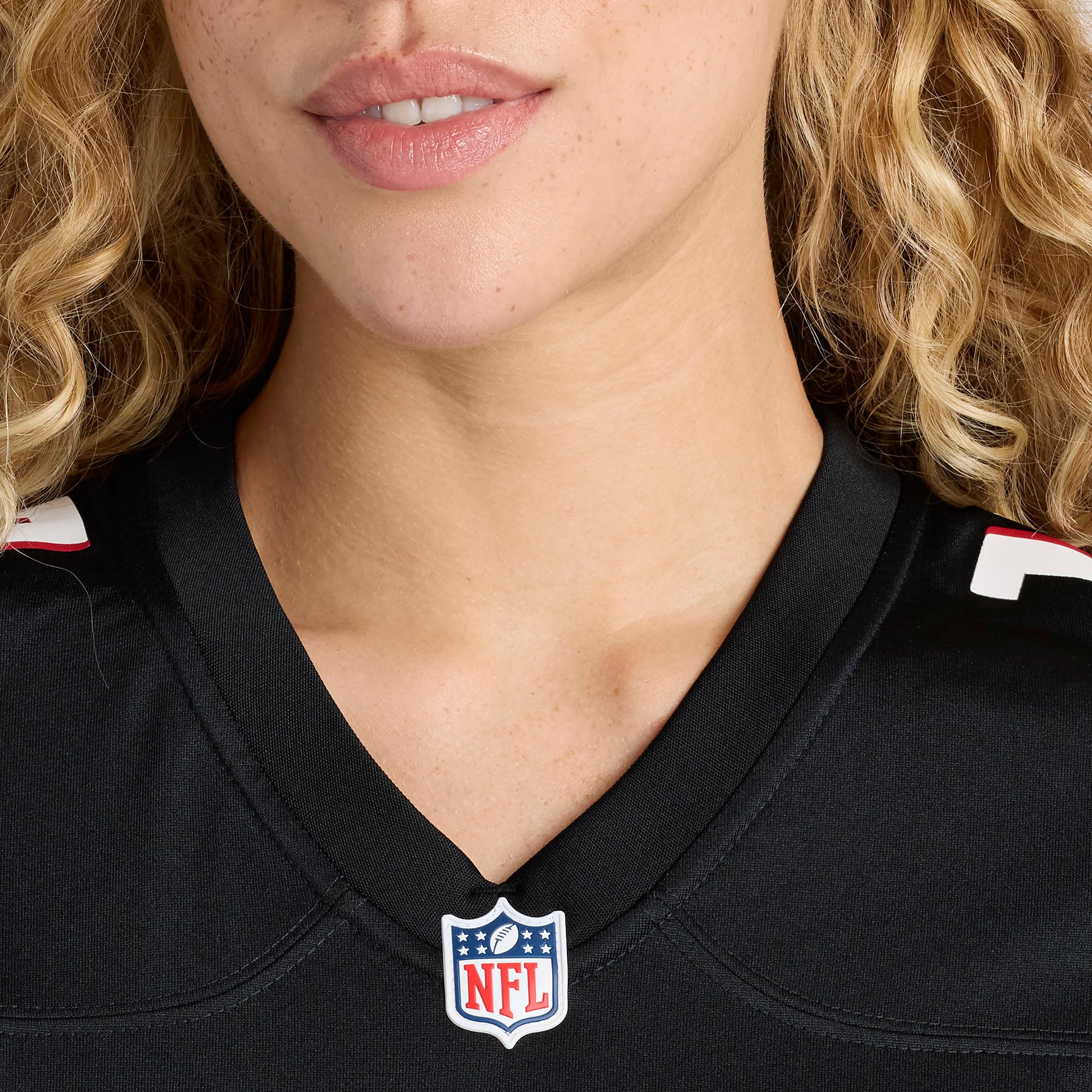Chris Lindstrom Atlanta Falcons Women's Team Game Jersey - Black - Image 7