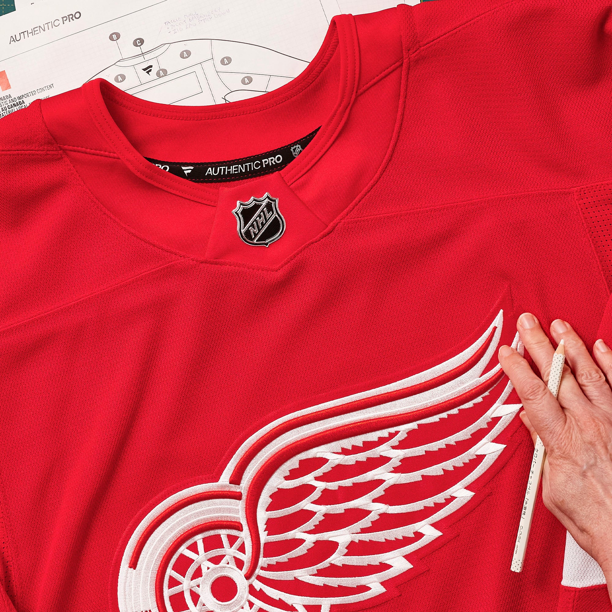 Detroit Red Wings Home Pro Custom Jersey - Red - Image 7