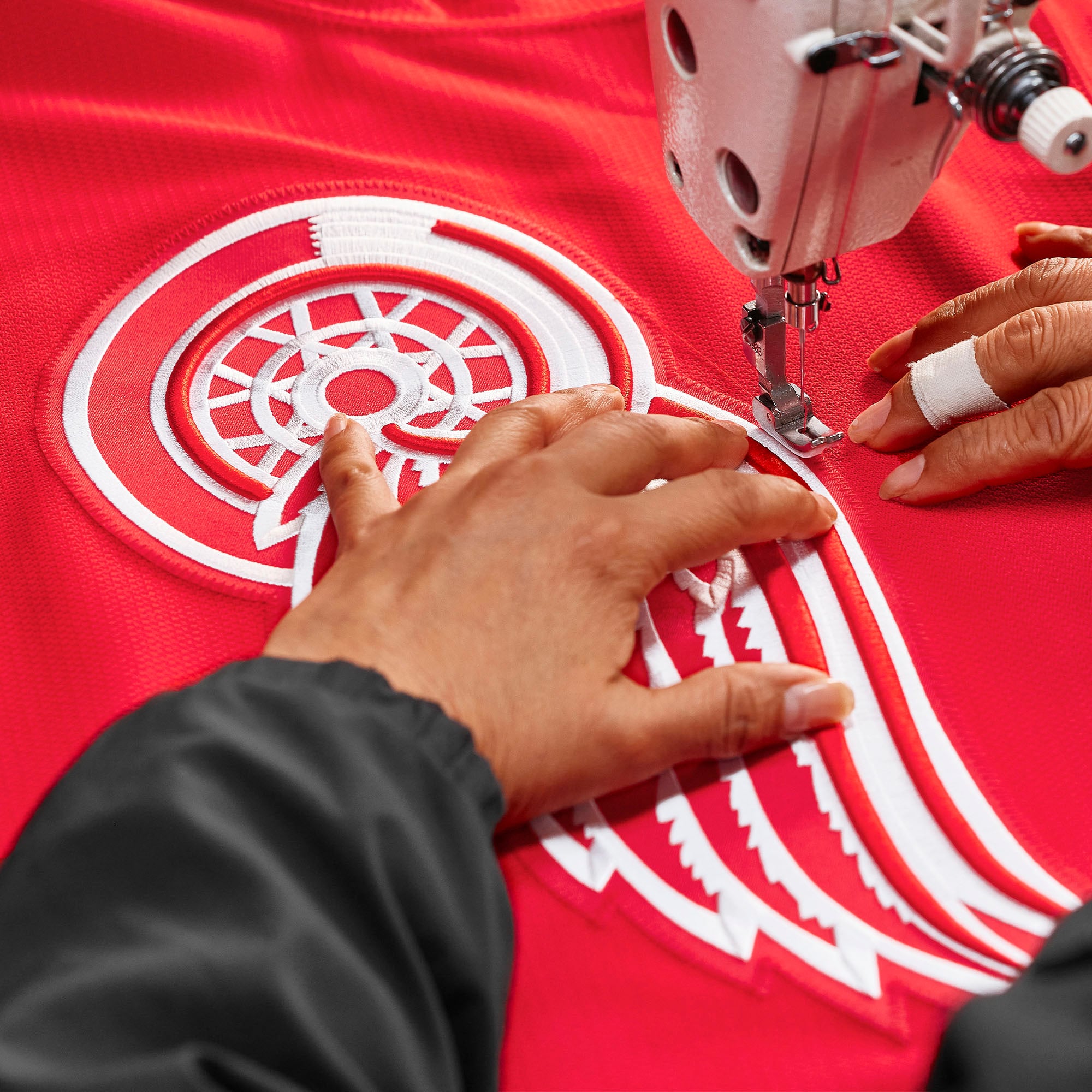 Detroit Red Wings Home Pro Custom Jersey - Red - Image 5