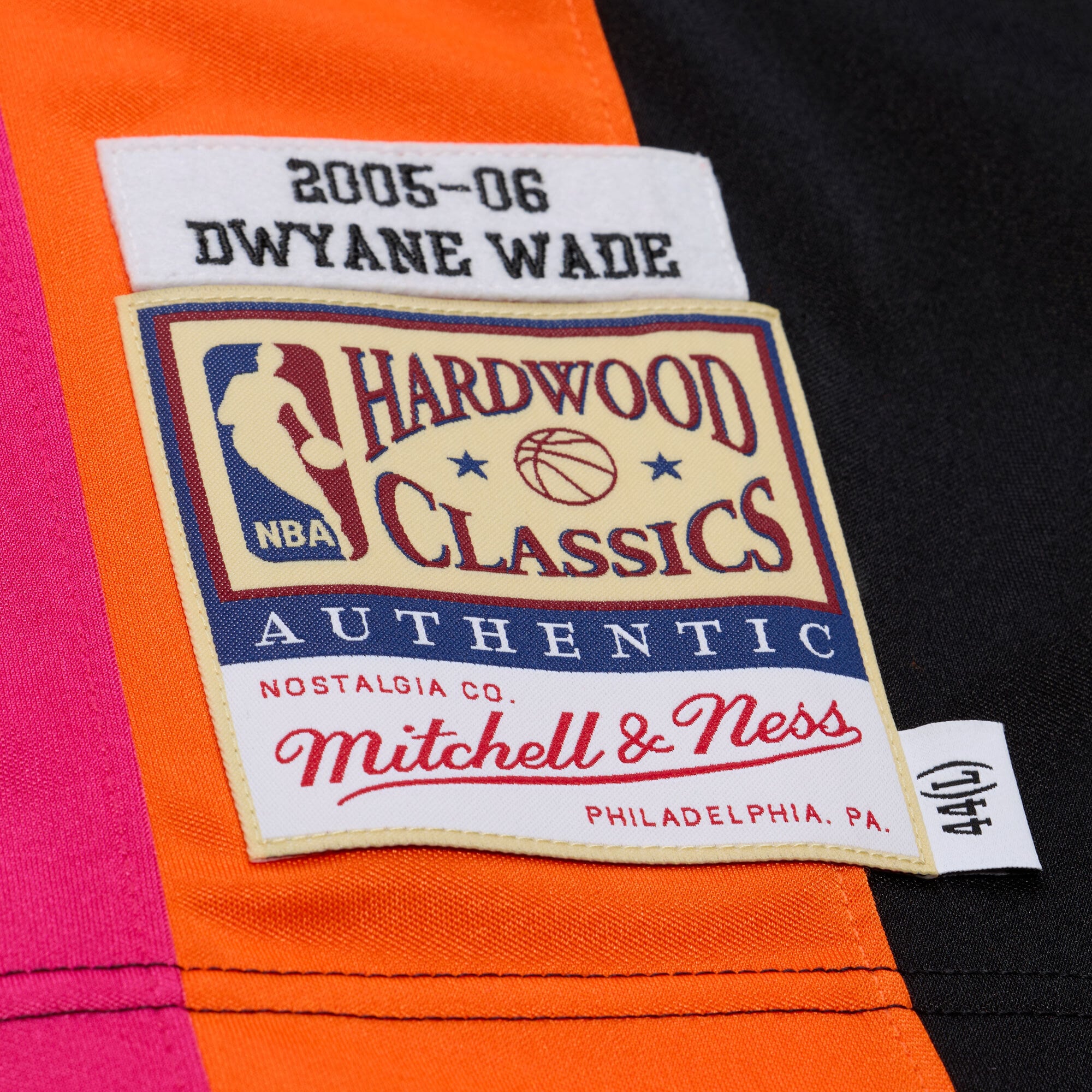 Dwyane Wade Miami Heat 2005-06 Hardwood Classics Jersey - Black - Image 5