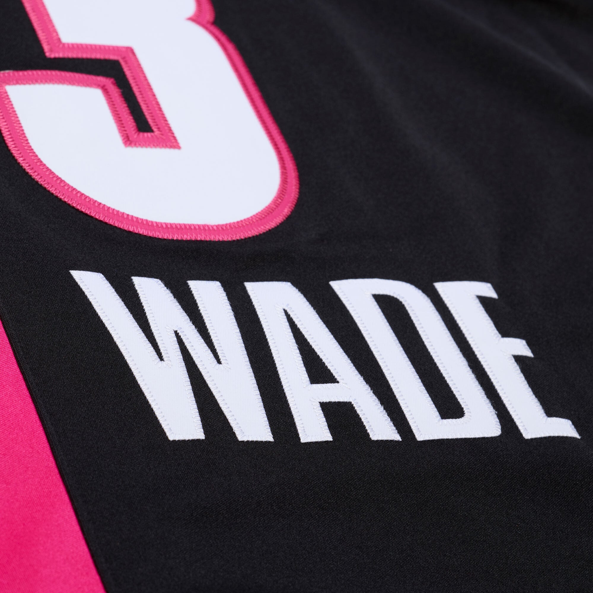 Dwyane Wade Miami Heat 2005-06 Hardwood Classics Jersey - Black - Image 8