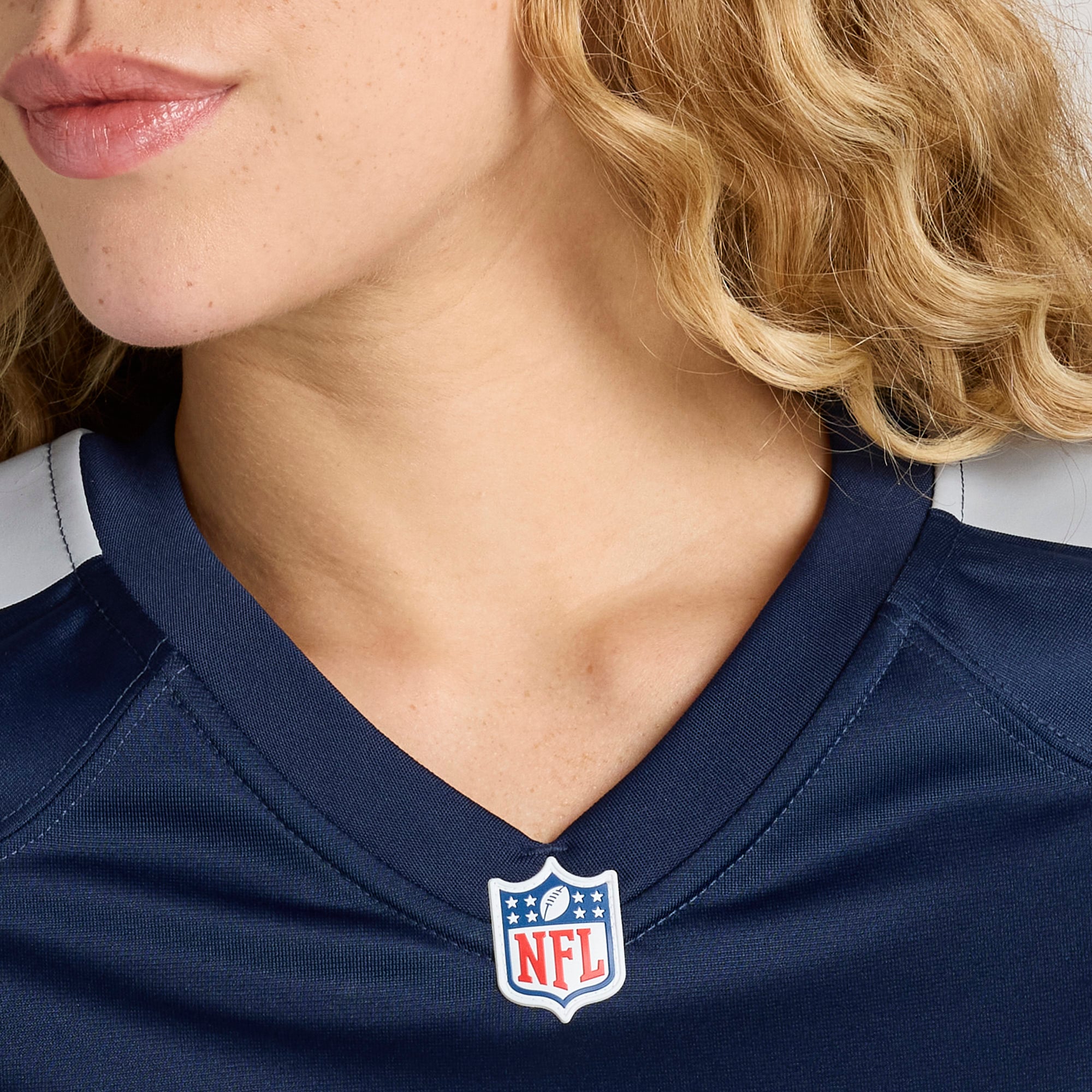 Eddie George Tennessee Titans Women's Game Retired Player Jersey - Navy - Image 9
