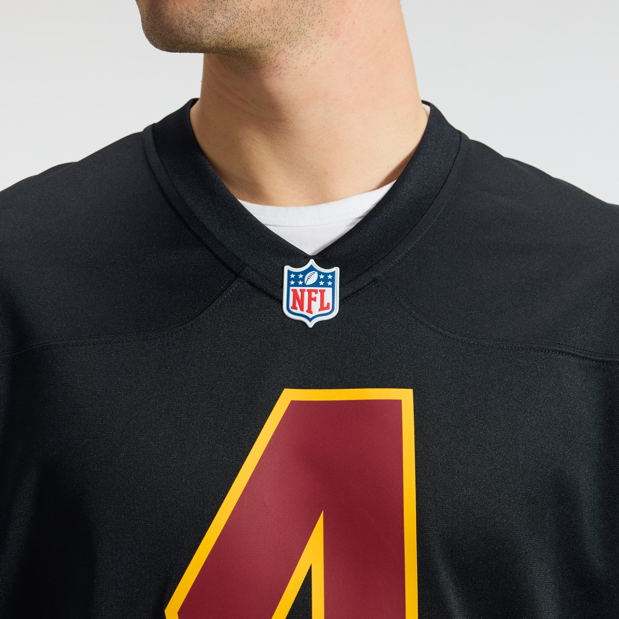 Frankie Luvu Washington Commanders Game Jersey - Black - Image 11