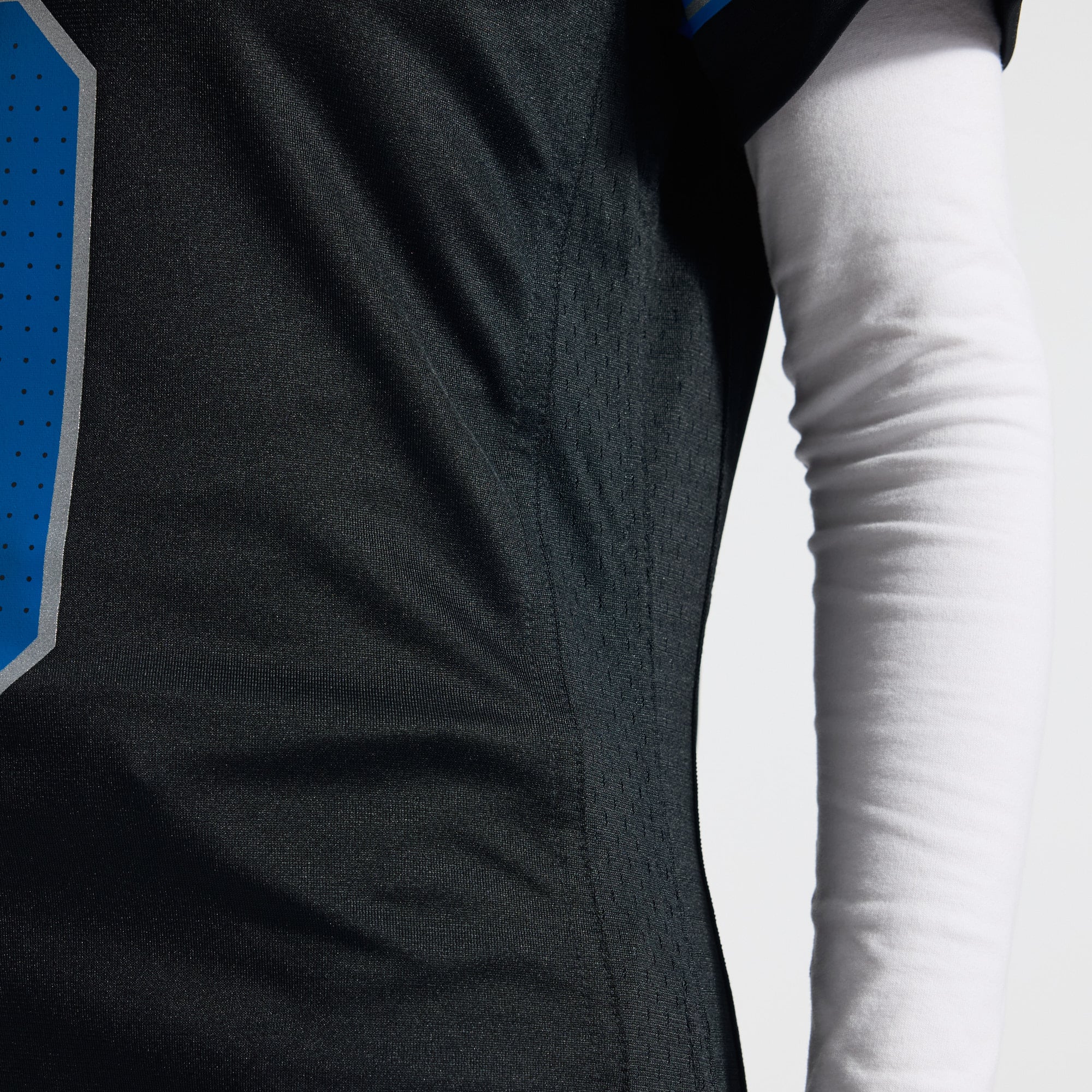 Jahmyr Gibbs Detroit Lions Women's 2nd Alternate Game Player Jersey - Black - Image 15