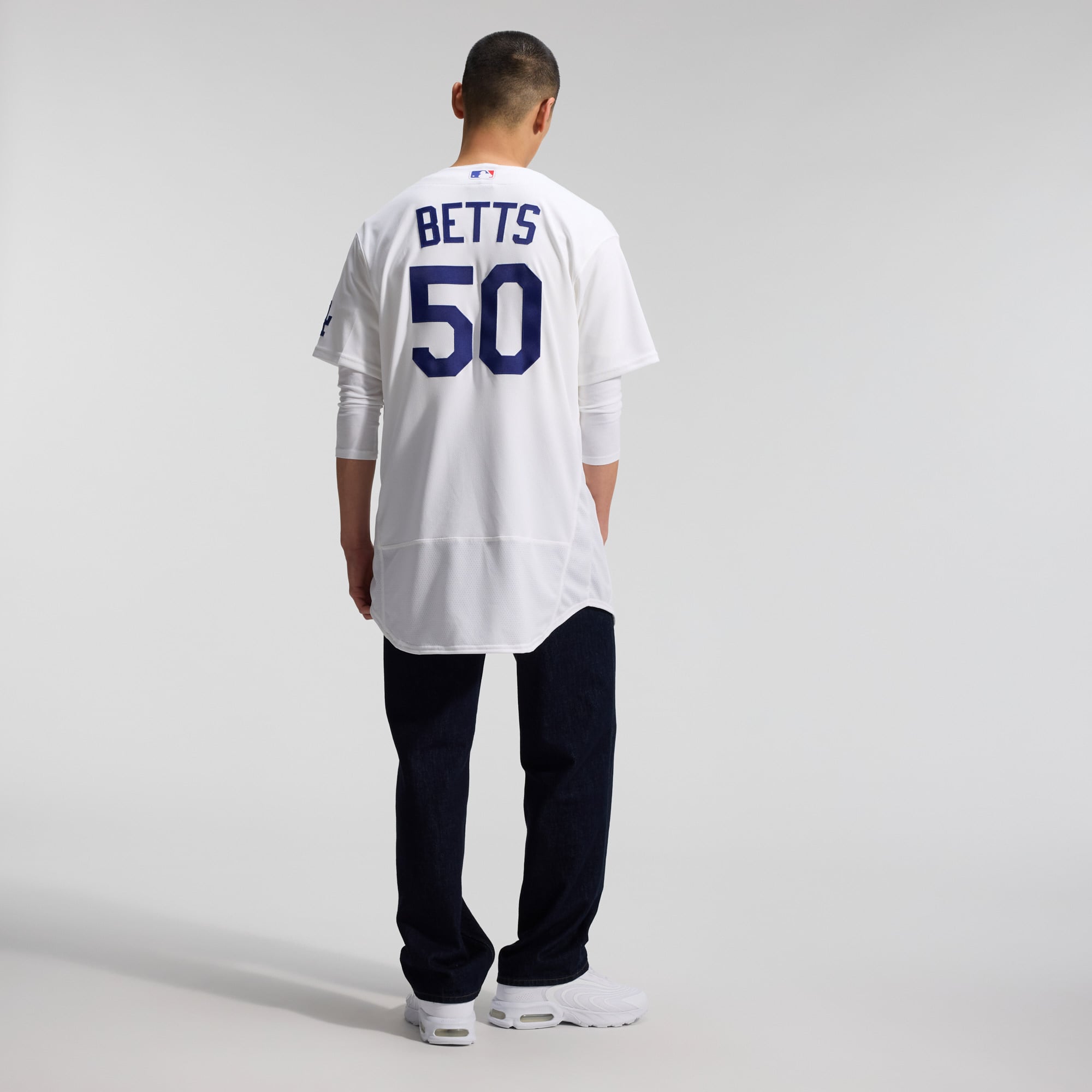 Mookie Betts Los Angeles Dodgers Home Jersey - White - Image 8