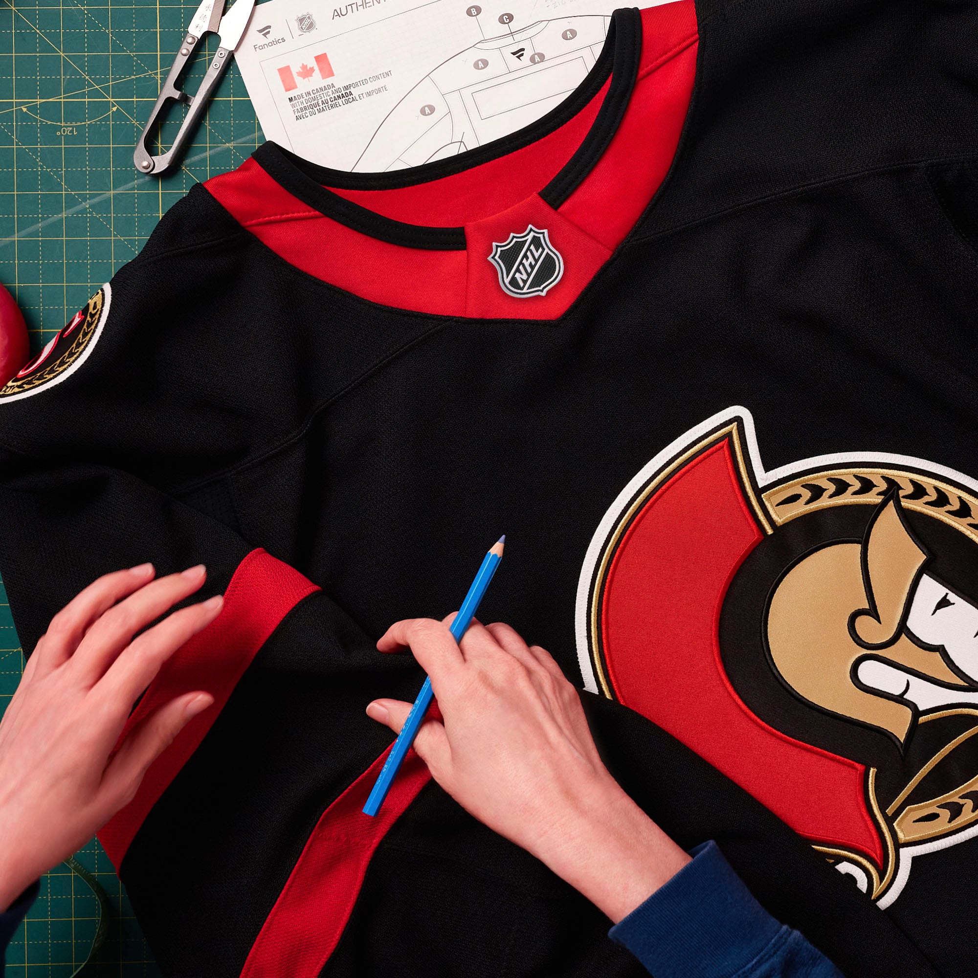 Ottawa Senators Home Pro Custom Jersey - Black - Image 7