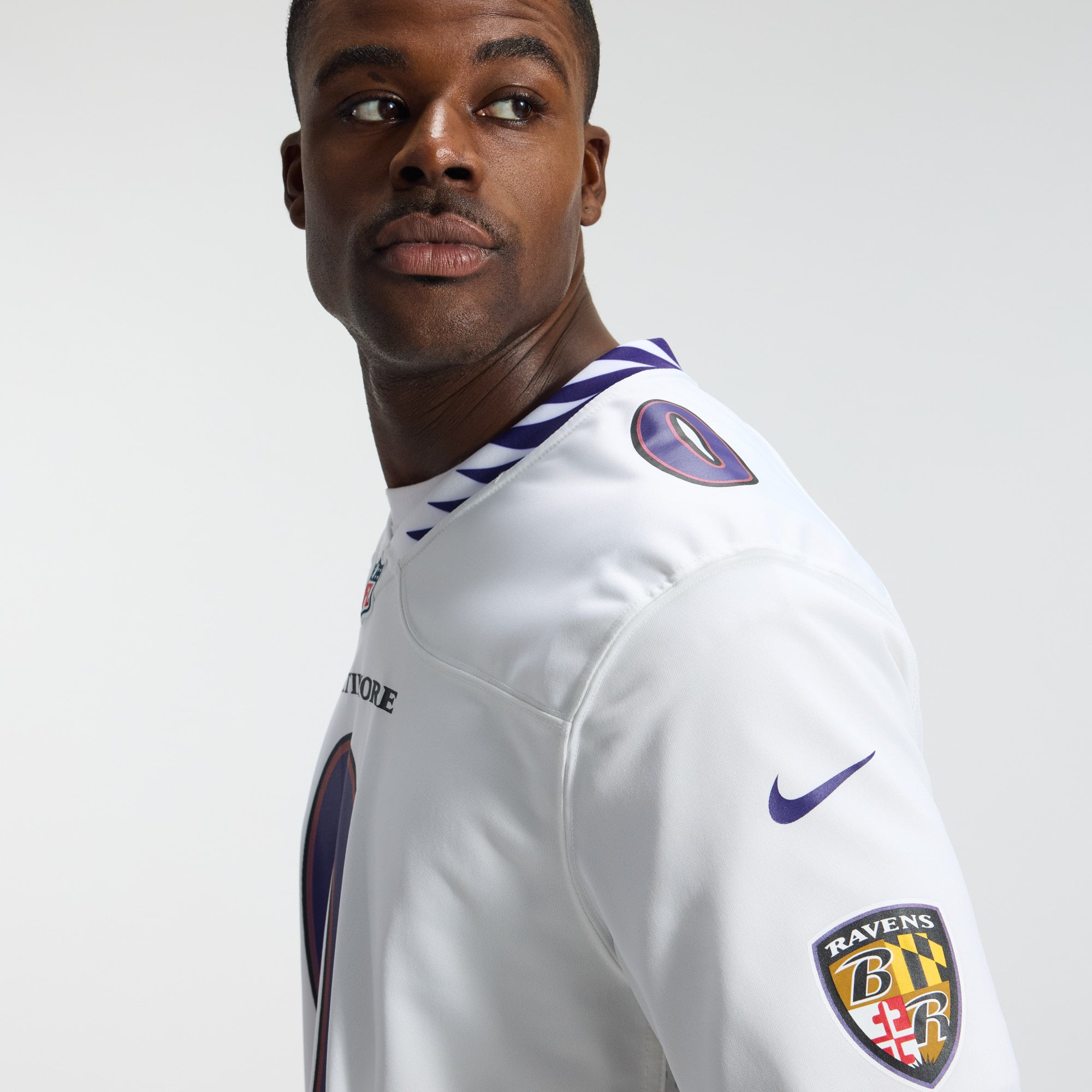 Roquan Smith Baltimore Ravens Game Jersey - White - Image 12