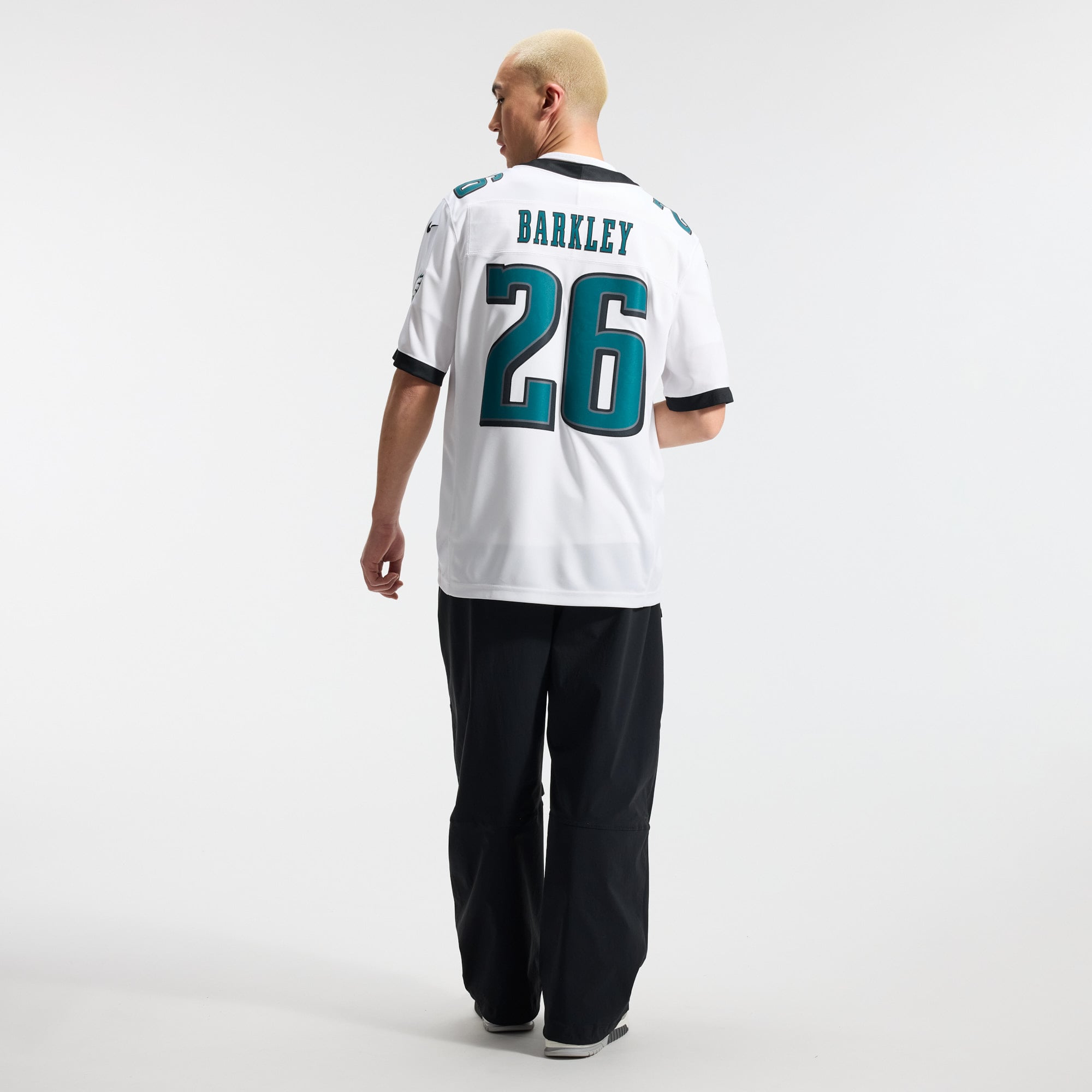 Saquon Barkley Philadelphia Eagles Team Vapor F.U.S.E. Stitched Limited Jersey - White - Image 7