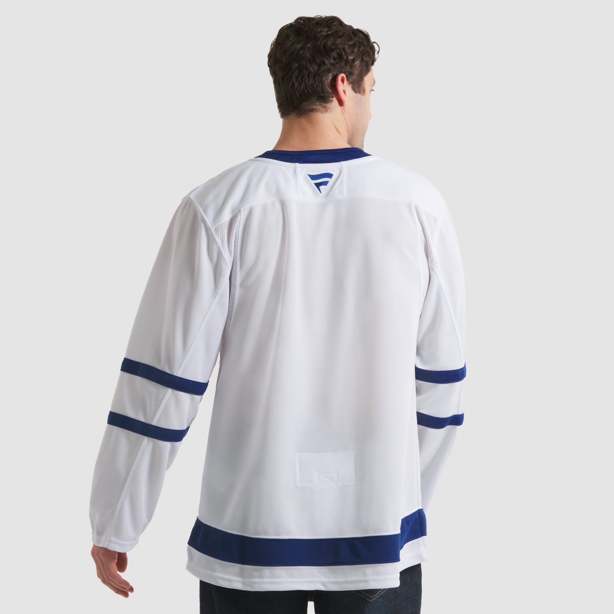 Toronto Maple Leafs Home Premium Jersey - White - Image 7