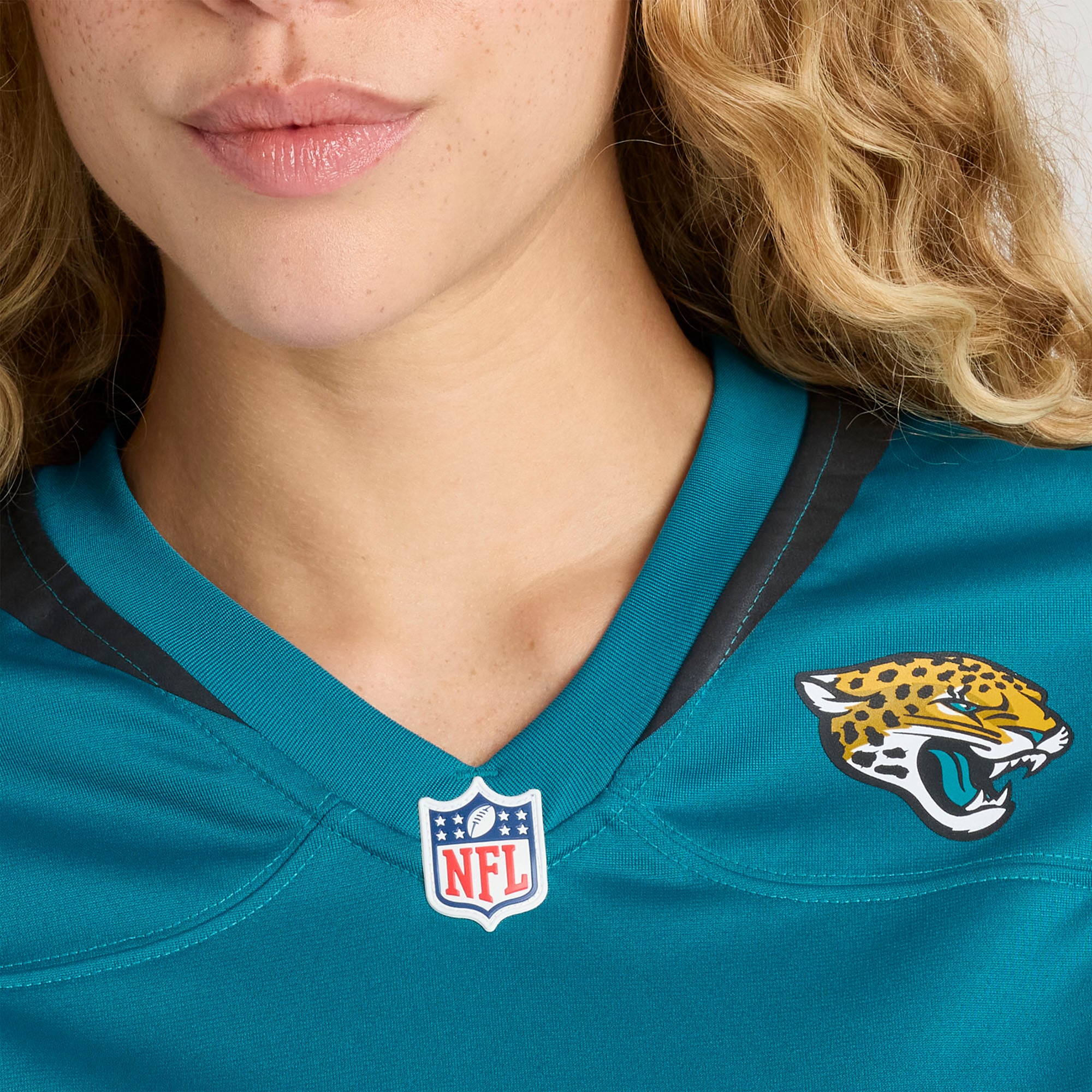 Travis Hunter Jacksonville Jaguars Women's Game Jersey - White - Teal - Image 9