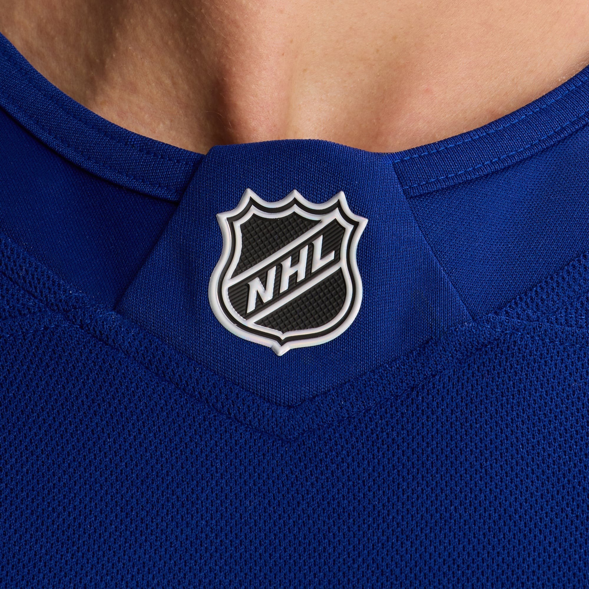 Vancouver Canucks Away Premium Jersey - Blue - Image 9