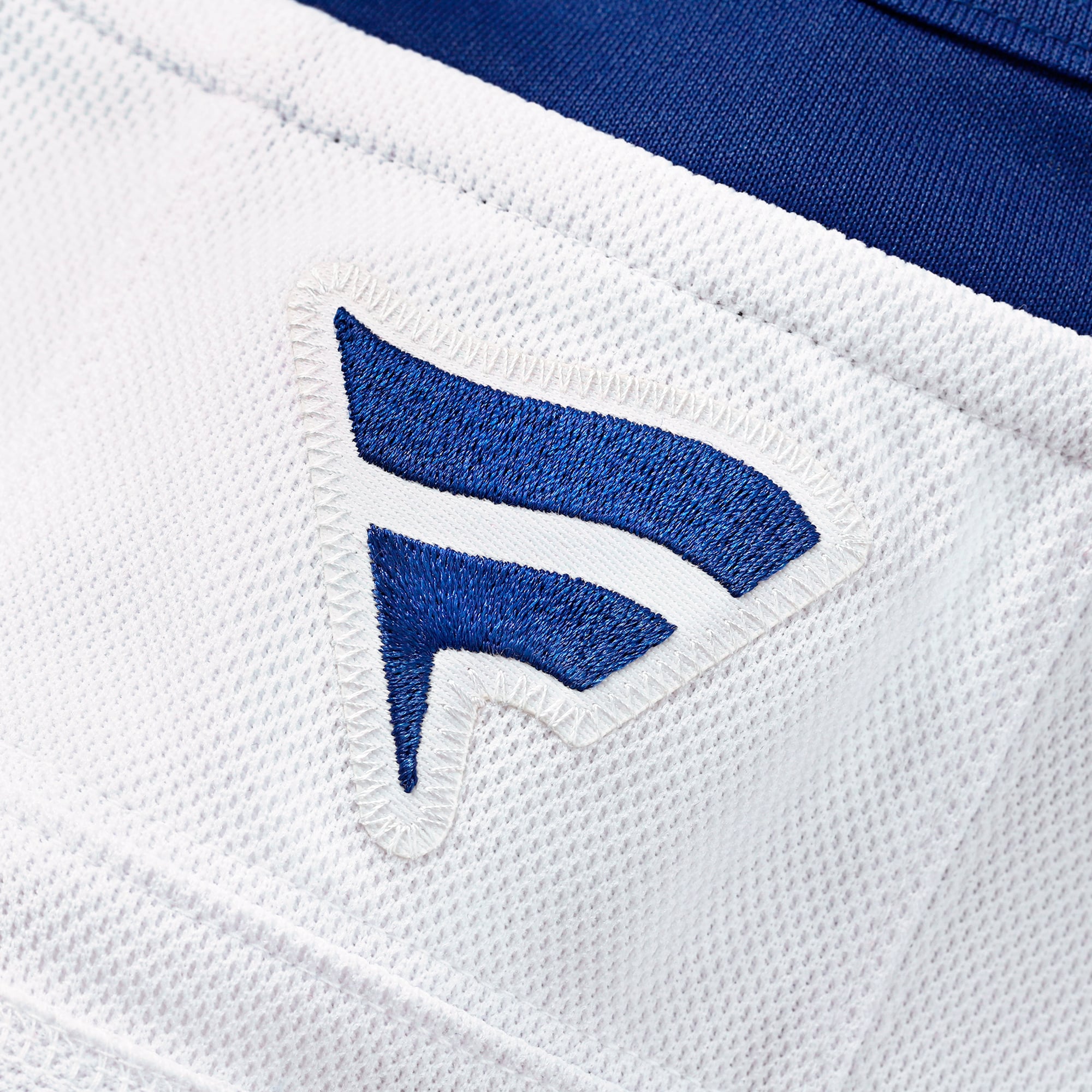 Vancouver Canucks Home Premium Jersey - White - Image 8
