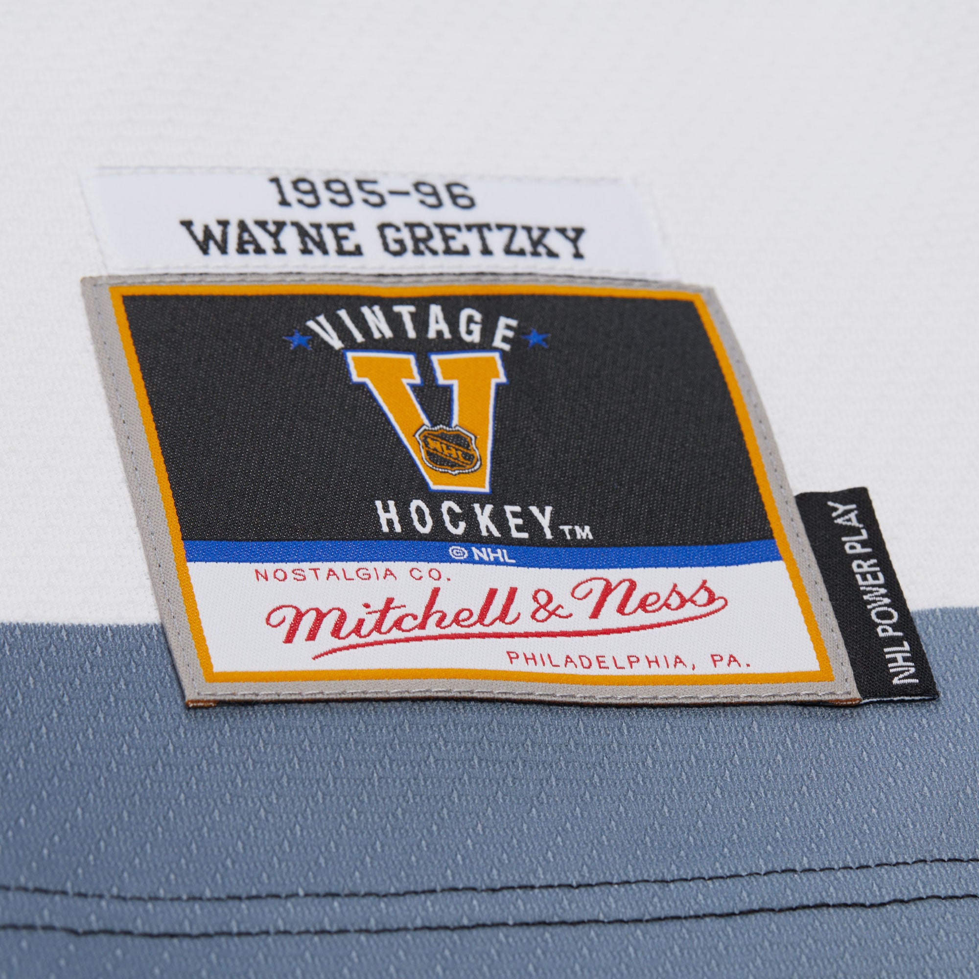 Wayne Gretzky Los Angeles Kings 1995-96 Power Play Jersey - White - Image 6